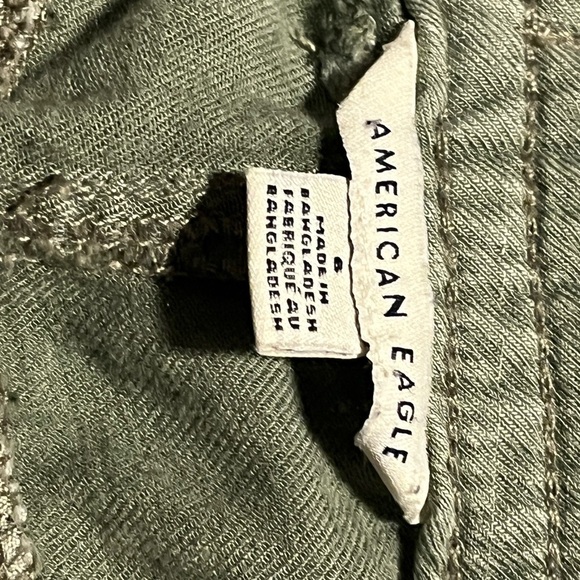 American Eagle Green Cargo Linen Blend Shorts Sz 6 - Picture 5 of 6